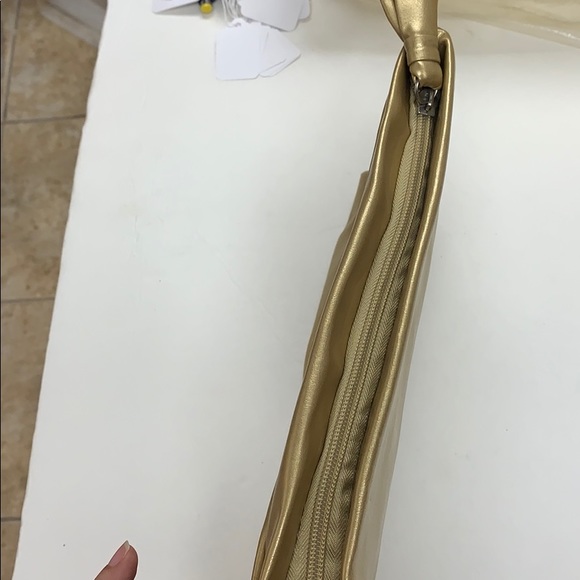 Elizabeth Arden clutch - Picture 4 of 4